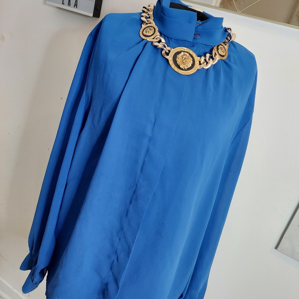 Blue button blouse - Picture 10 of 11